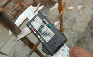 PROYEK PAGAR KECAMATAN SOLEAR DIDUGA GUNAKAN BESI BANCI