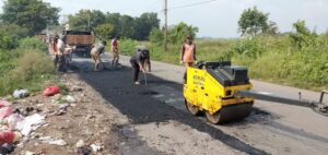 Beri Kenyamanan Bagi Pengguna Jalan, Upt Vl : Lakukan Perbaikan Jalan Sepanjang Ruas Jalan Raya Kronjo-Ceplak