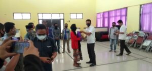 Wujud Kepedulian Pemerintah Daerah Dan Anggota DPRD Dapil 2 Kabupaten Tangerang, Dalam Membantu Masyarakat yang Terdampak Covid-19