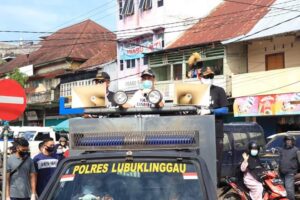 Forkopimda Urai Kemacetan di Pasar Inpres Lubuklinggau  H-1 Idul Fitri, Wako dan Forkopimda Sidak Pasar  LUBUKLINGGAU (SUM-SEL),