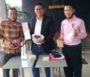 Terkait dugaan stempel palsu kepsek SMA 21 dilaporkan ke polisi