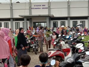 Pembagian Bansos Di Desa talok tidak tepat Sasaran Kepada warga terdampak Covid 19