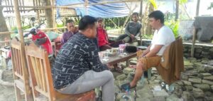 Klarifikasi Kades Kandawati Soal Keuntungan BPNT: “Semua Kembali Untuk Masyarakat”