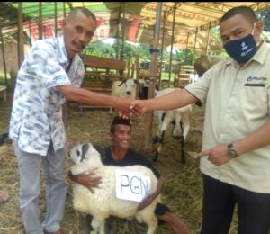 *Geria Bandot Ireng, Diserbu Konsumen*