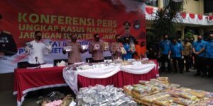 Amankan Ratusan Kg Ganja Dan Sabu” Polres Metro berhasil menyelamatkan anak bangsa