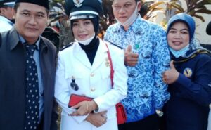 Desa Suja Maju Bangun Jalan Beton