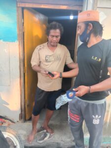 Masker hasil Karya IPB dibagikan Gratis  Kepada warga Pasilian,