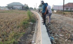 “Pelaksana Kegiatan TPT di Desa Sidoko Angkat Bicara”