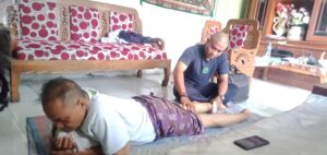 Klinik Ust. Fajri dan Toupik Mauk, “Bengkel” Spesialis Patah Tulang