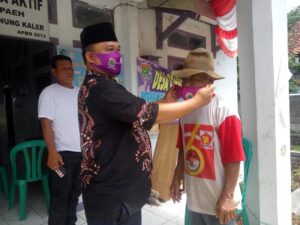Pemdes Cipaeh Gelar Kegiatan Penyaluran BLT-Desa dan Pembagian Masker Gratis Kepada Masyarakat