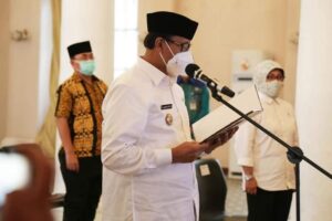 Gubernur Banten Melantik dan Pengangkatan Sumpah Tim Ajudikasi PTSL Tahun 2021