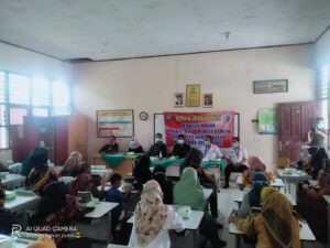 Kades Kedung Kecamatan Gunung Kaler Sosialisasikan PPKM