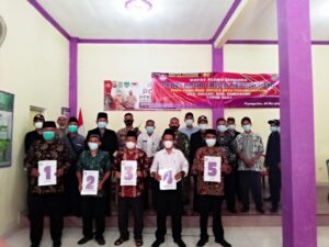 Panitia Pemdes Pasangrahan Berikan Nomor Urut Kepada Calon Kepala desa