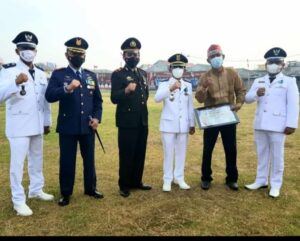 Tiga Belas Desa Ikuti Upaca Bendera HUT RI ke 76 Di Teluknaga