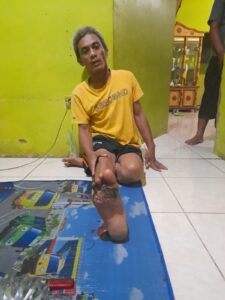 Nasib malang menimpa buruh pekerja proyek Pembangunan Bantalan Rel PJKA di Kasemen Kehilangan 2 Dua Jarinya