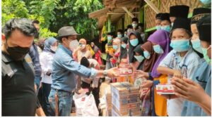 Kadin Banten Salurkan Beras dan Sembako Ke Ponpes dan Masyarakat