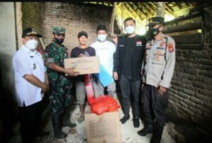 Wabup Pandeglang Turun Ke Desa Berikan Bantuan Untuk Korban Gempa