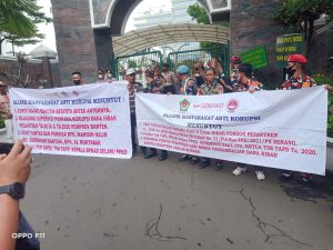 Aksi Aliansi Anti Korupsi Di Kejaksaan Agung Republik Indonesia,Minta Copot Kajati Banten