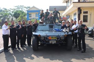 Berikan Kejutan Kapolres Lebak, Dandim 0603 Lebak dan Danyon Mekanis 318/AY Datangi Mapolres Lebak