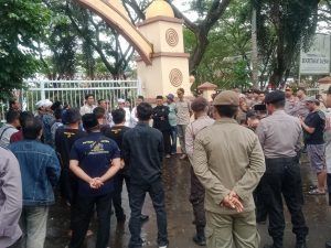Masyarakat Banten Bersatu, tuntut Tempat Hiburan Malam Dikota Serang Ditutup