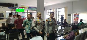 Kapolres Lebak Cek Pelayanan Publik Di Kantor Samsat Rangkasbitung Kab Lebak.