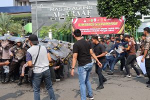 Kapolres Lebak Dan Forkompinda Hadiri Simulasi  Sispamkota Pengamanan Pemilu 2024