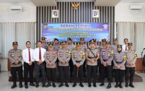 Kapolres Lebak Pimpin Upacara Serah Terima Tugas Dan Tanggung Jawab Kasat Lantas Polres Lebak.