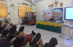 Di SMK 05 Kota Serang, Babinsa Koramil 0602-01/Kota Serang Berikan Pembekalan Kedisiplinan