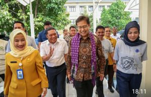 Al Muktabar Dampingi Menkes Launching Imunisasi Hepatitis B Bagi Nakes