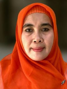 Cegah Penyakit DBD, Caleg PKS Dapil 3 Kabupaten Serang Hj. Euis Herawati Bantu Fogging