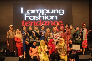 Ikuti Lampung Fashion Tendance 2023. Ketua TP-PKK Berharap Ajang Ini Bisa Majukan Tanggamus