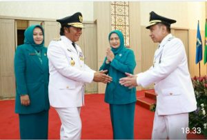 Pj. Gubernur Banten Al Muktabar Lantik Pj. Wali Kota Serang