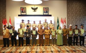 Penyerahan Sertipikat Tanah dan Peluncuran Sertipikat Tanah Elektronik di Banten