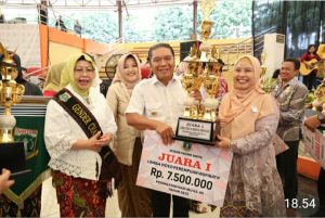 Hari Ibu, Pj Gubernur Al Muktabar : “Ibu Transformasikan Nilai Kehidupan”