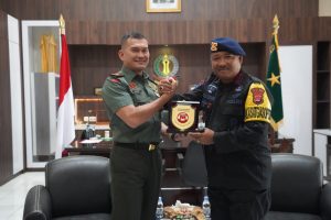 Silaturahmi Jalin Sinergitas, Danrem 064/MY Sambut Kedatangan Dansat Brimob Polda Banten