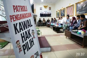 Kunjungi Bawaslu, Pj. Gubernur Banten Al Muktabar Pastikan Stabilitas Daerah Terjaga