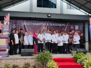 Kepala Dinas Pendidikan Dan Kebudayaan Buka Acara Gelar Karya Pesona Budaya Nusantara SMA Negeri 1 Kabupaten Tangerang.