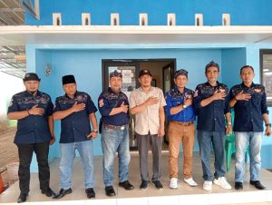 Ormas GAIB 212 Silaturahmi ke Kades Cinangka