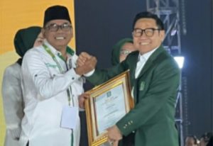 Raup Suara Terbanyak di Banten 1 Pemilu 2024, Ahmad Fauzi Raih Penghargaan dari Cak Imin