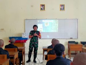 Kapten CAJ (K) Susanti Martalia Berikan Wasbang kepada Siswa Baru di SMK Pelayaran Nusantara