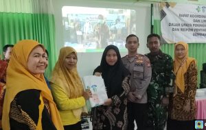 Cegah Penyakit dengan Imunisasi, Babinsa Koramil 0602-12/Ciomas Hadiri Rakor dan Lintas Sektor