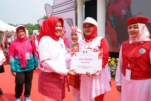 Buka Senam Kreasi Jambore PKK Tingkat Provinsi Banten, Al Muktabar : “Ini Sinergi Seni dan Olahraga”