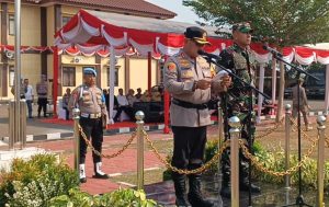 Dandim 0602/Serang dan Kapolres Pimpin Apel Gelar Pasukan Operasi Mantap Praja Maung 2024