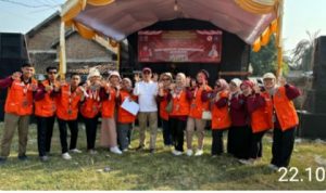 Kelompok KKM 23 Universitas Bina Bangsa Berpartisipasi Meriahkan HUT RI ke-79 di Desa Cisait