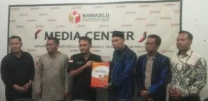Ormas Badak Banten Kecewa, Audiensi Dengan Bawaslu Berbuntut Laporkan Duga’an Pelanggaran Pilkada Lebak