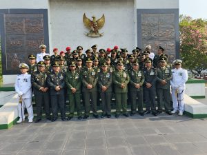 Ziarah dan Tabur Bunga di TMP Ciceri Warnai HUT ke-79 TNI