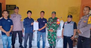 Babinsa Koramil 0602-12/Ciomas dan Aparat Kepolisian Amankan Distribusi Logistik Pilkada Menuju PPS