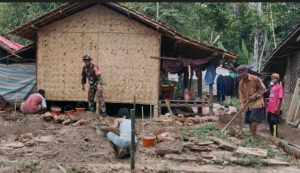 Akibat Rumahnya Disapu Angin Puting Beliung, Kodim 0602/Serang Bangun Rutilahu di Desa Malabar