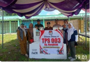 Babinsa Koramil 0602-20/Pamarayan Laksanakan Pengamanan Distribusi Logistik Pilkada ke Desa Kampung Baru