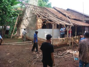 Rumah Sarmunah Nyaris Roboh, Dibangun Kodim 0602/Serang